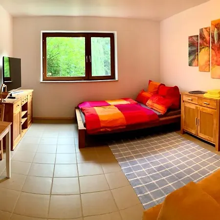 Apartment Monteuerswohnung Am Bauernhofweg In Nahe S-bahnhof Messe Flughafen Lohmar