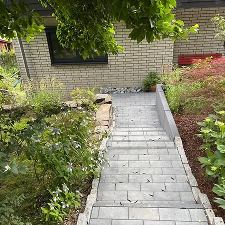 Upgrade - Frisch Renoviert - Monteuerswohnung Am Bauernhofweg In Nahe S-bahnhof Messe Flughafen Apartment