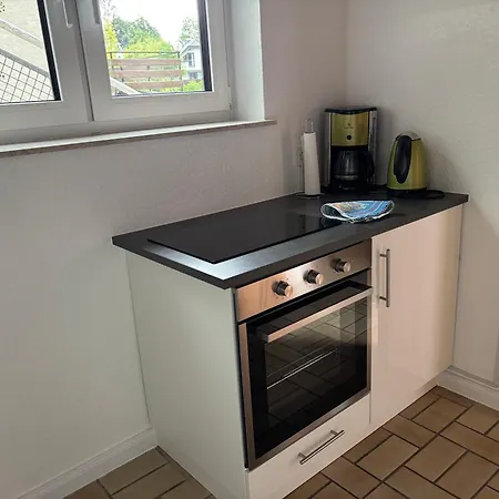 Upgrade - Frisch Renoviert - Monteuerswohnung Am Bauernhofweg In Nahe S-bahnhof Messe Flughafen Apartment *