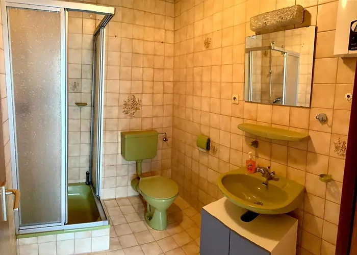 Upgrade - Frisch Renoviert - Monteuerswohnung Am Bauernhofweg In Nahe S-bahnhof Messe Flughafen *