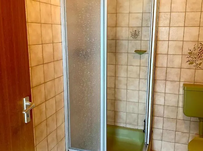 Upgrade - Frisch Renoviert - Monteuerswohnung Am Bauernhofweg In Nahe S-bahnhof Messe Flughafen Apartament *